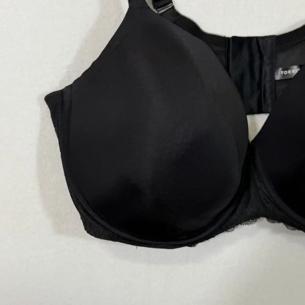 Torrid Curve Black Lightly Lined T-Shirt Underwire Adjustable Straps Bra 48F